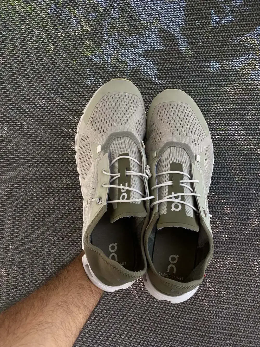 On Cloud 5 Coast Chalk Olive Running Shoes